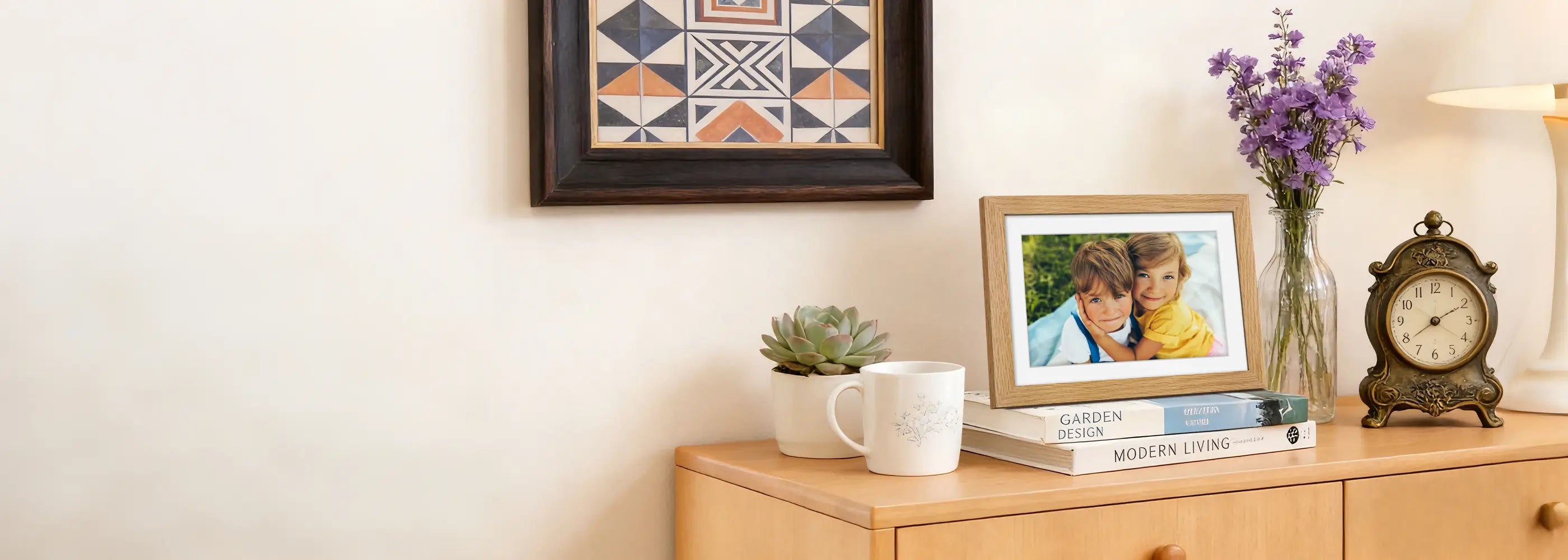 apveelveer-frameo-digital-picture-frame-banner