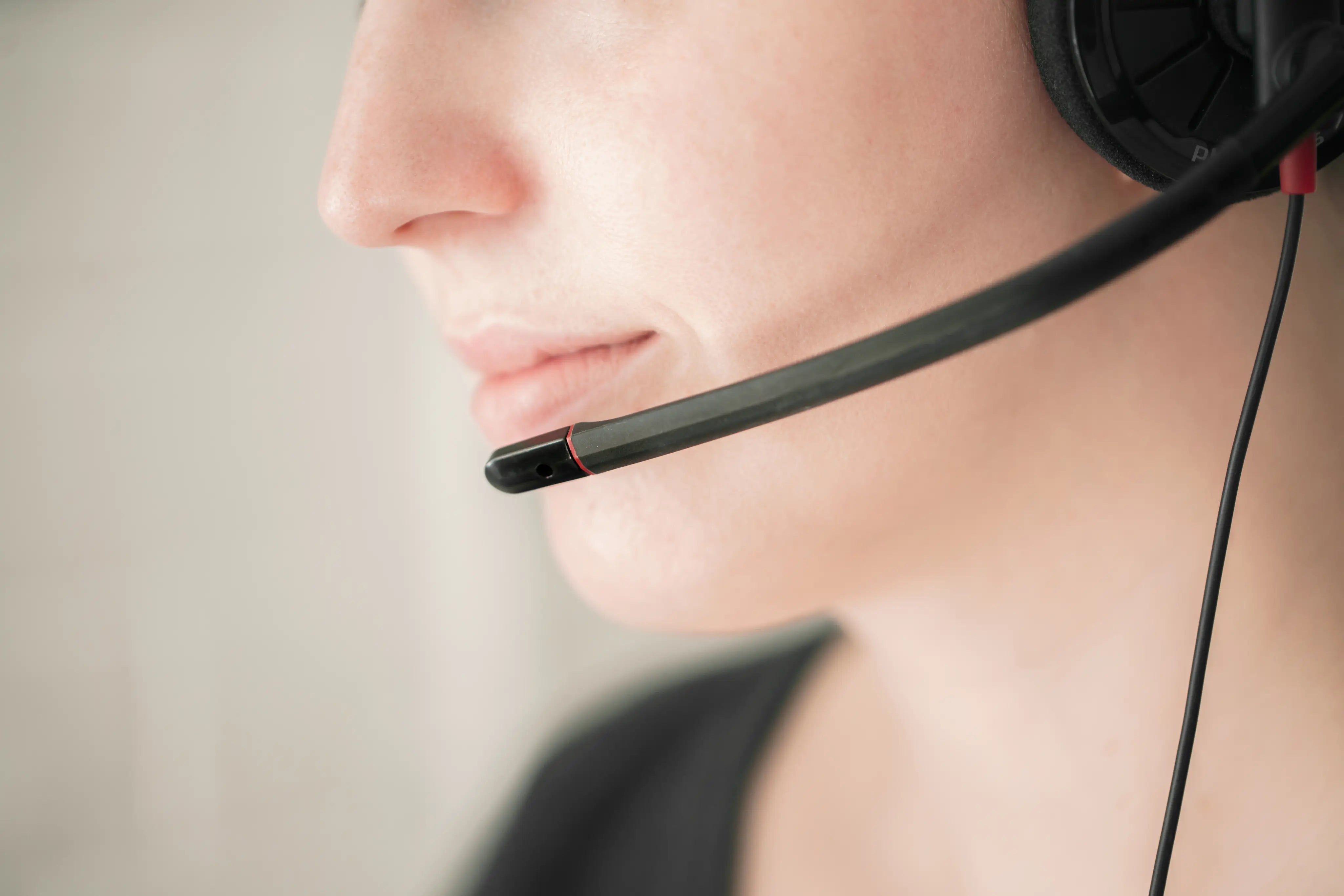 contact-customer-service-apveelveer